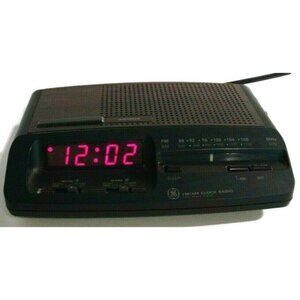 GE Digital AM FM Clock Radio 7-4621A Vintage 1980s Red Display Electric‎ Battery